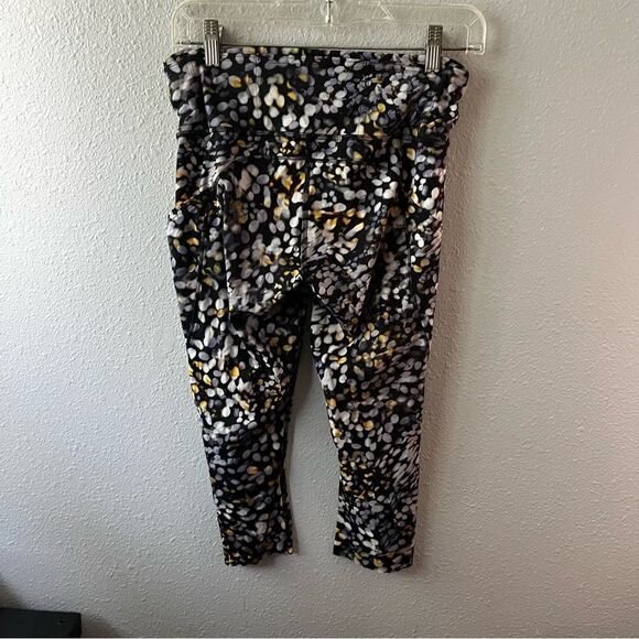 Lululemon Fast and Free Crop II 19" *Non-Reflective
Metropolis Glow Multi - Picture 9 of 10